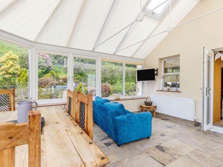 3 Bedroom Luxury Home, Hot Tub, Stunning Views Of Killin, Sitting On The River Dochart Eksteriør bilde